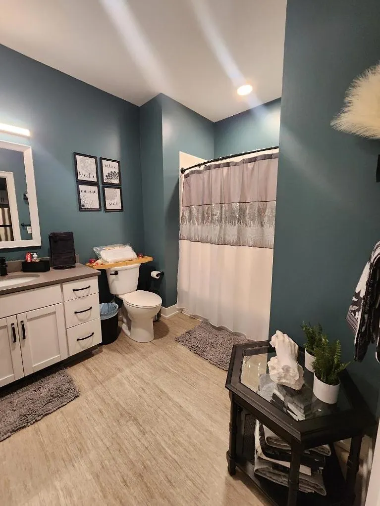 The Creamstone Apartment Columbus